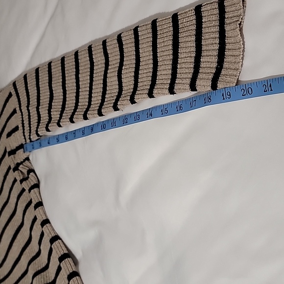 Old Navy Striped Sweater - Picture 7 of 8